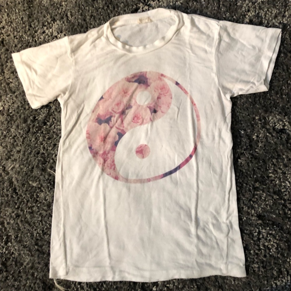 Brandy Melville Tee Shirt